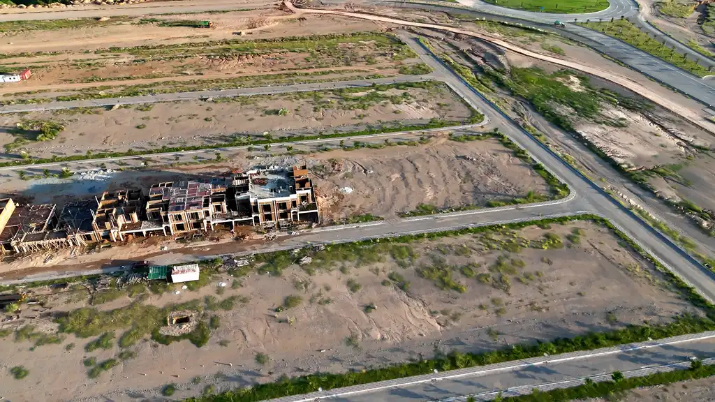 Exploring Overseas Central — Sector A (Big Roundabout) in Capital Smart City